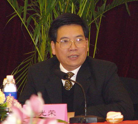 秦光榮任云南省代省長徐榮凱辭去省長職務