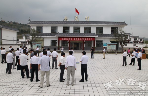 秦亭鎮(zhèn)趙堯村村級組織活動(dòng)場所建設(shè).jpg
