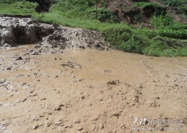 石佛鎮(zhèn)受災(zāi)照片1.JPG 石佛鎮(zhèn)受災(zāi)照片1.JPG
