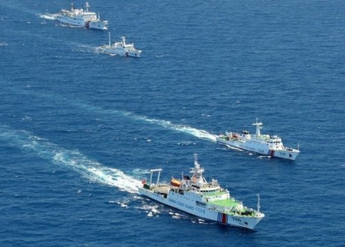 中國(guó)海警編隊(duì)巡視釣魚島 對(duì)日方船只喊話驅(qū)離
