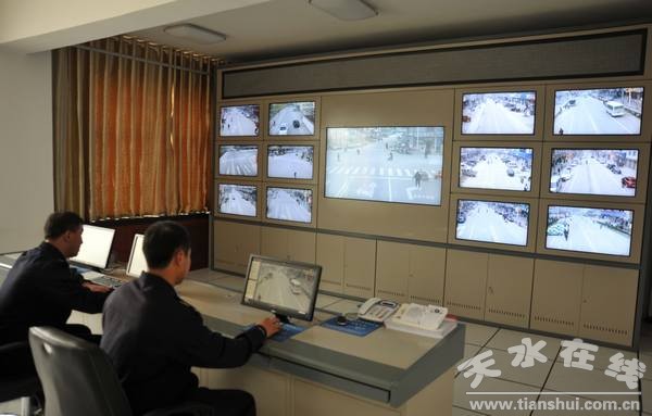 2014年4月9日市公安局局長黃金奎調(diào)研 (10).jpg