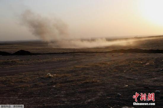 反戰(zhàn)組織白宮前抗議對(duì)伊空襲 稱美國毀了伊拉克