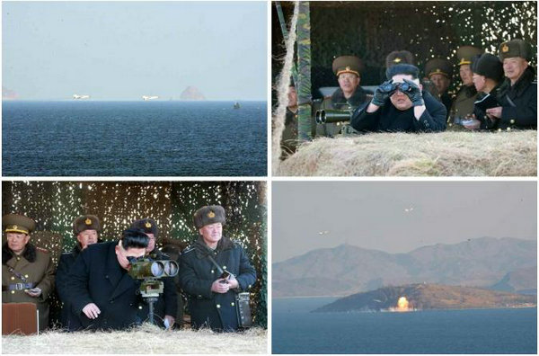 原文配圖:報道說,戰(zhàn)斗飛行員們超低空飛過海面沖破密如蛛網(wǎng)的“敵人”防空網(wǎng),接近航母進(jìn)行跳躍襲擊。接著,潛艇聯(lián)合部隊(duì)在水下埋伏區(qū)相繼發(fā)動魚雷攻擊。
