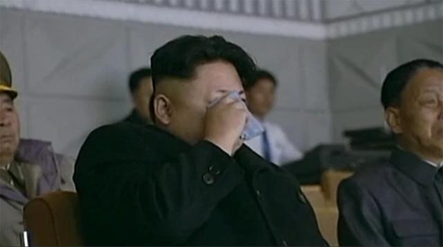 金正恩觀看演出激動(dòng)落淚 歌詞曾提及金正日(圖)