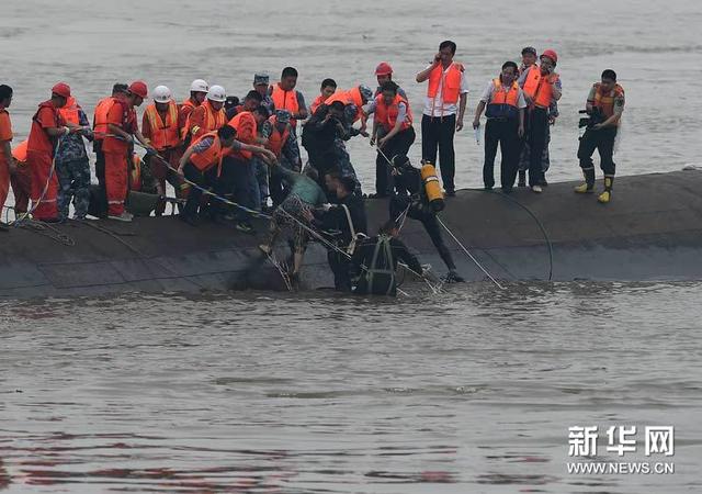 外媒關注中國沉船事故:中國火速應對 全力救人