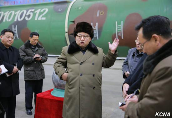 金正恩指導(dǎo)朝軍進(jìn)行登陸及反登陸防御演習(xí)(圖)